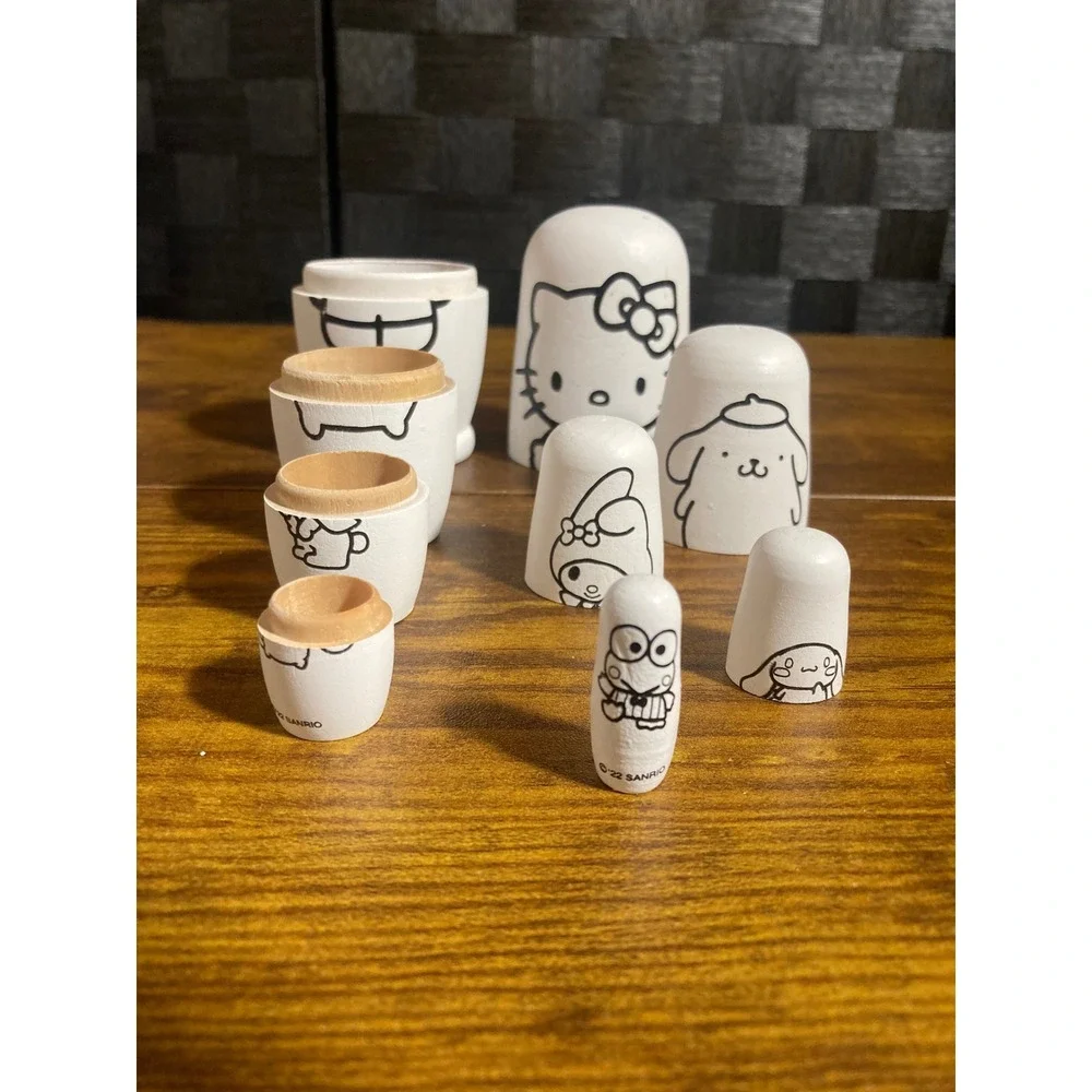 Sanrio Hello Kitty Friends Wooden Nesting Dolls Matryoshka 5pc Set White Black